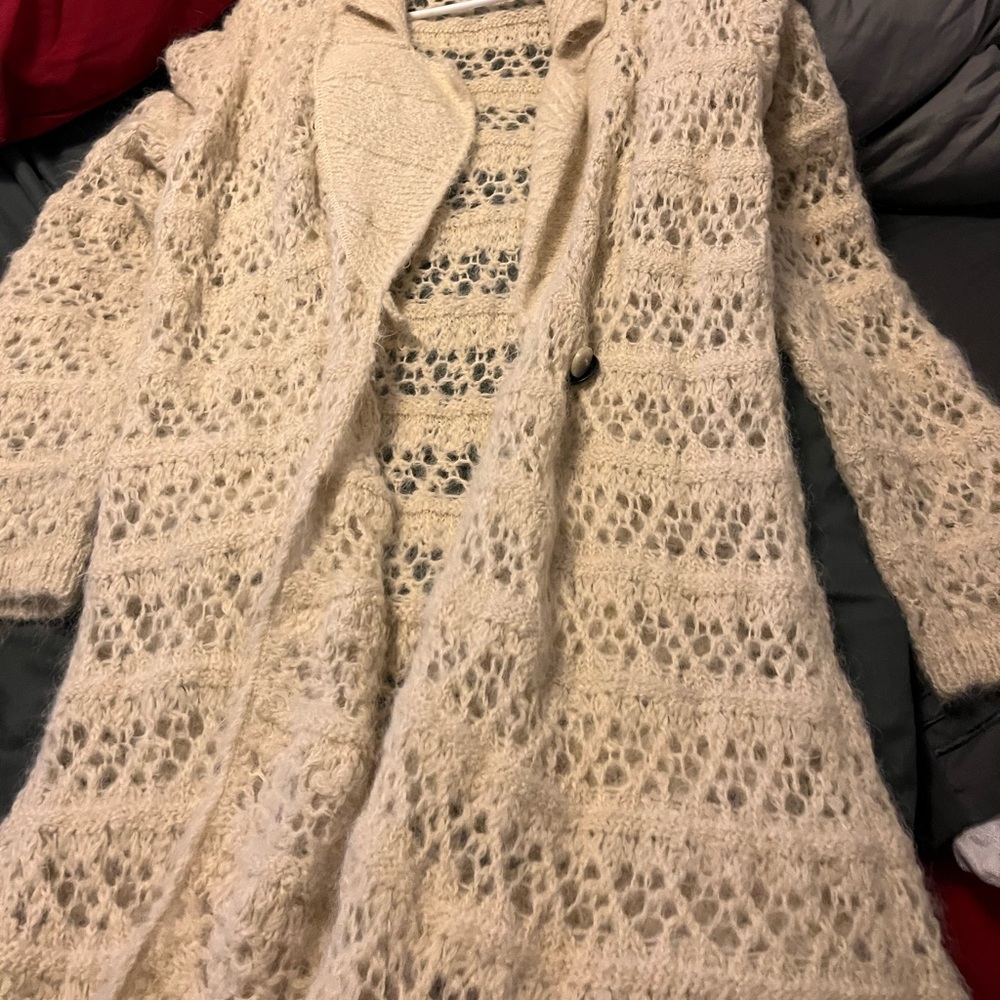 Alpaca sweater made in Peru